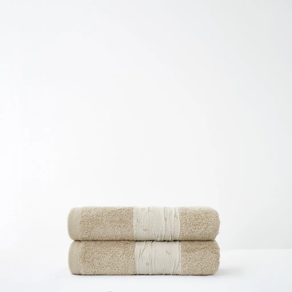 Bainsford_Natural_Hand_CO0.jpg